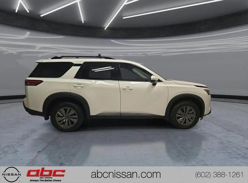 2025 Nissan Pathfinder SV FWD