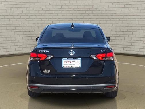 2021 Nissan Versa 1.6 SV