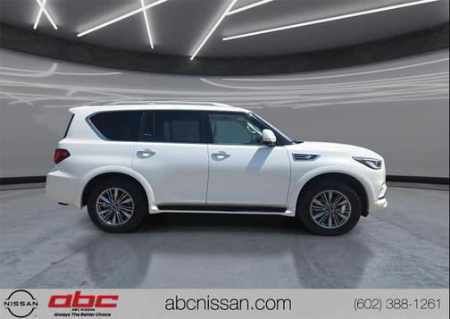 2021 INFINITI QX80 Luxe