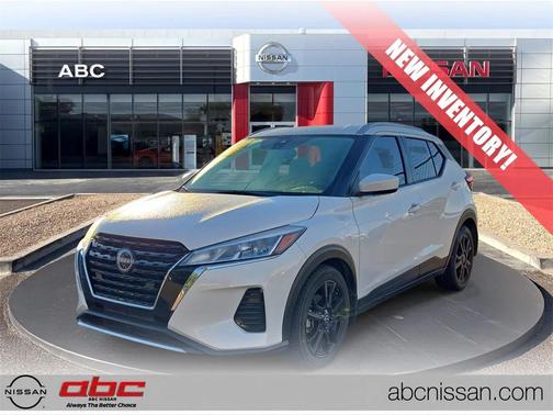 2023 Nissan Kicks SV