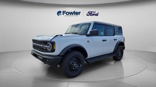 Oxford White 2026 Ford Bronco Outer Banks