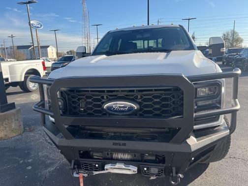 2023 Ford F-350 Lariat Super Duty