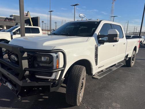 2023 Ford F-350 Lariat Super Duty