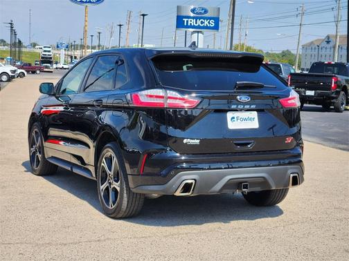2022 Ford Edge ST