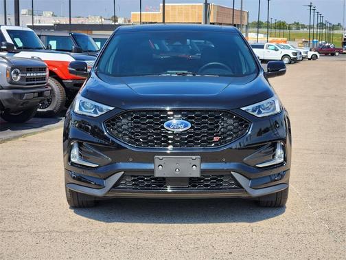 2022 Ford Edge ST