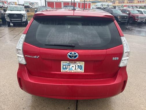 2013 Toyota Prius v Two
