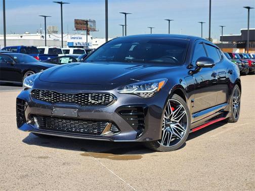 2022 Kia Stinger GT2