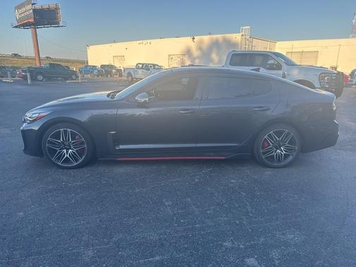 2022 Kia Stinger GT2