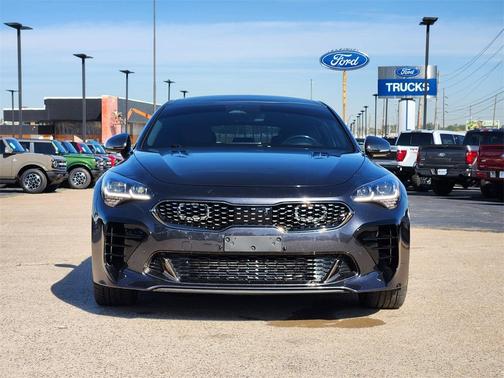 2022 Kia Stinger GT2