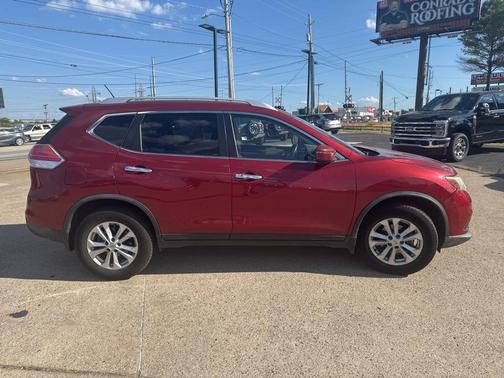 2016 Nissan Rogue SV