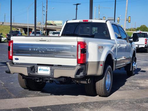 2026 Ford F-350 Lariat Super Duty