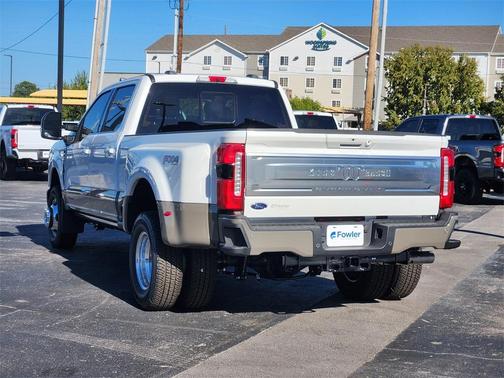 2026 Ford F-350 Lariat Super Duty