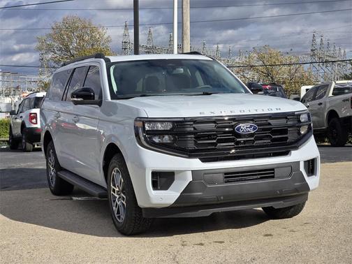 2025 Ford Expedition Max Active