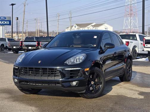 2017 Porsche Macan Base