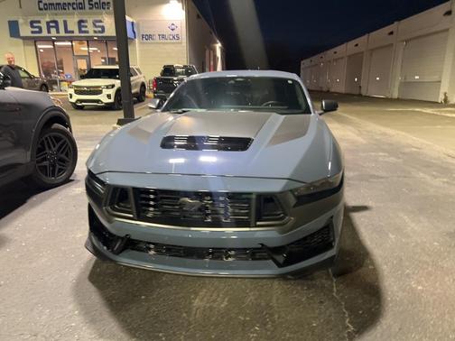 2024 Ford Mustang Dark Horse