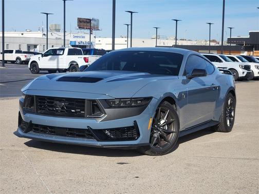 2024 Ford Mustang Dark Horse