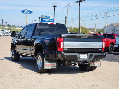 2022 Ford F-350 Platinum