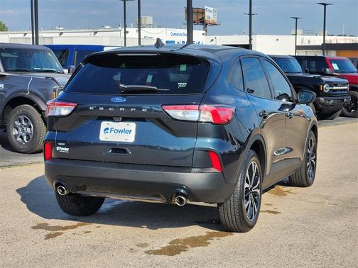 2022 Ford Escape SE