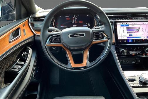 2023 Jeep Grand Cherokee L Summit