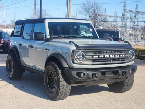 2022 Ford Bronco Black Diamond