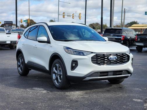 2026 Ford Escape ST-Line Select