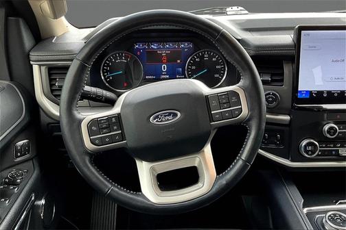 2022 Ford Expedition Max XLT