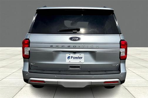 2022 Ford Expedition Max XLT