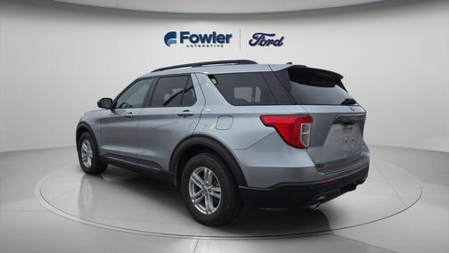 Silver Metallic 2021 Ford Explorer XLT