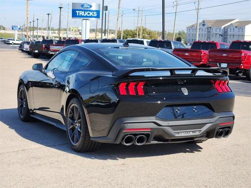 2025 Ford Mustang Dark Horse