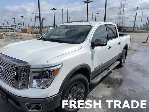 2018 Nissan Titan Platinum Reserve