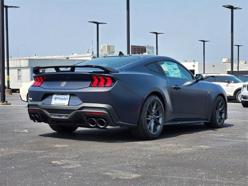 2025 Ford Mustang Dark Horse