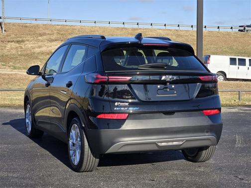 2023 Chevrolet Bolt EUV LT