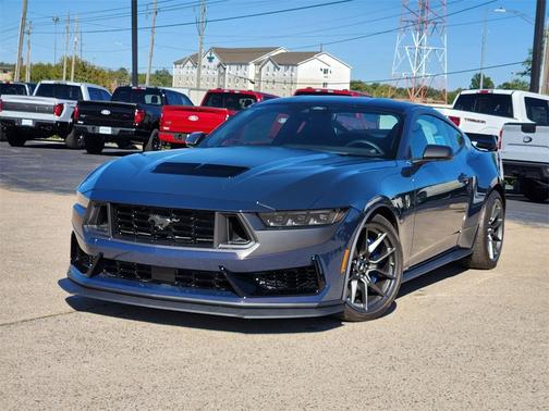 2025 Ford Mustang Dark Horse