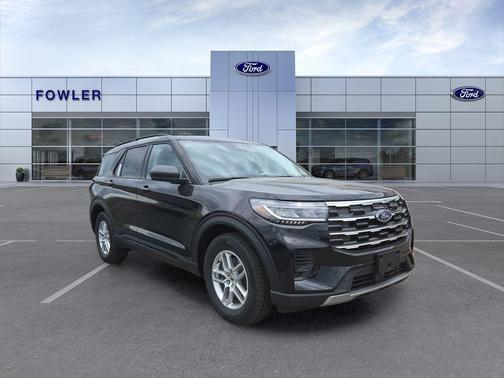Agate Black Metallic 2026 Ford Explorer Active
