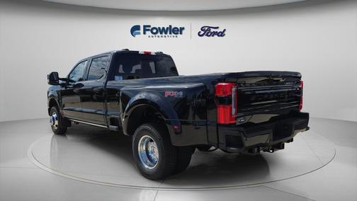 Agate Black Metallic 2026 Ford F-350 Platinum