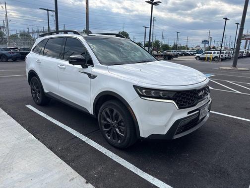 Glacial White Pearl 2022 Kia Sorento SX Prestige