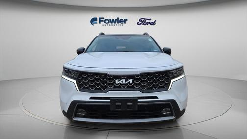 Glacial White Pearl 2022 Kia Sorento SX Prestige