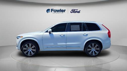 Crystal White 2025 Volvo XC90 B6 Plus 7-Seater