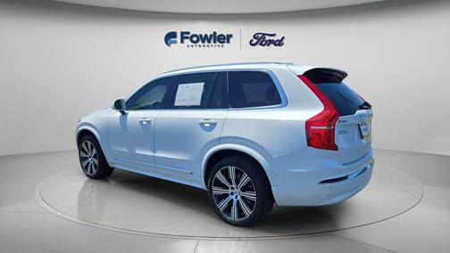 Crystal White 2025 Volvo XC90 B6 Plus 7-Seater