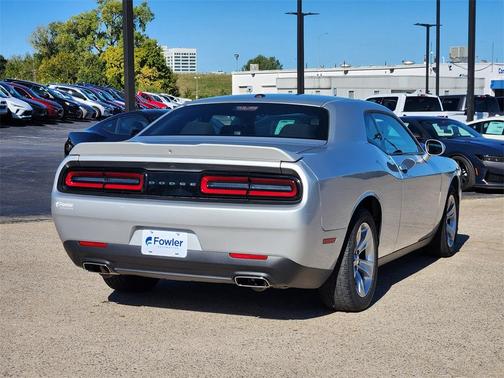 2021 Dodge Challenger SXT