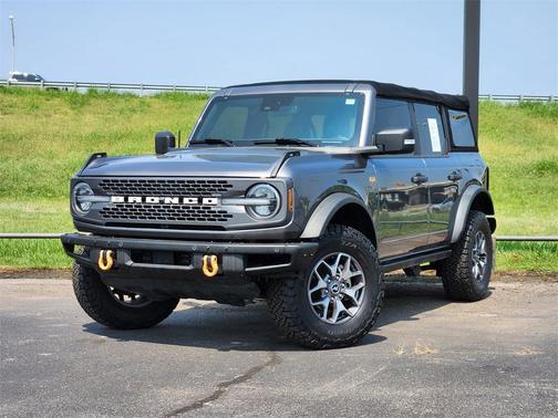 2022 Ford Bronco Badlands