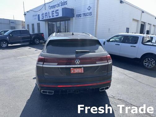 2024 Volkswagen Atlas Cross Sport 2.0T SEL Premium R-Line