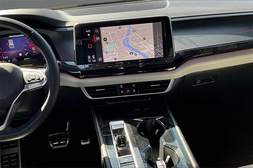 2024 Volkswagen Atlas Cross Sport 2.0T SEL Premium R-Line