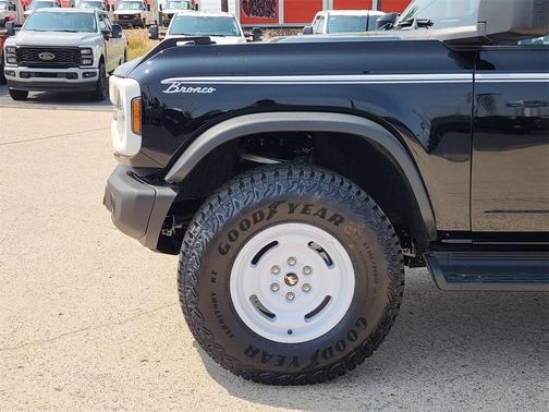 2025 Ford Bronco Heritage Edition