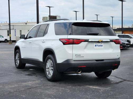 2023 Chevrolet Traverse LT Leather