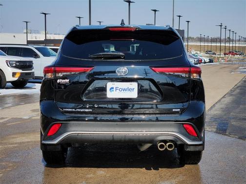 2023 Toyota Highlander XSE