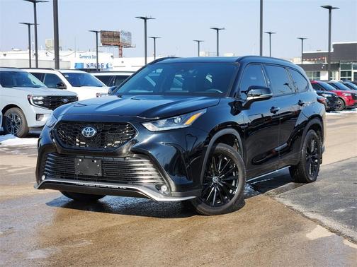 2023 Toyota Highlander XSE