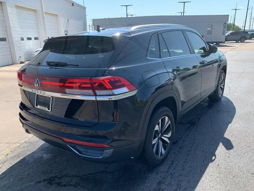 2024 Volkswagen Atlas Cross Sport 2.0T SE