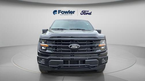 Agate Black Metallic 2026 Ford F-150 XLT