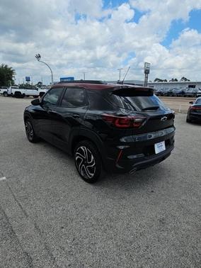 Mosaic Black Metallic 2025 Chevrolet Trailblazer RS